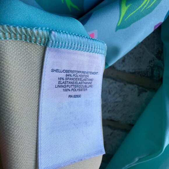 Lands' End Long Sleeve Floral Print Swim Shirt Girl's Size XL (14-16). - Picture 4 of 7